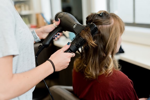 4 Top Tips for Improving Customer Experience in Your Salon