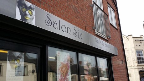 Salon Six