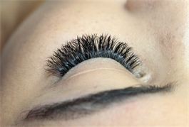 Eyelash Extensions & Makeup by Sahar