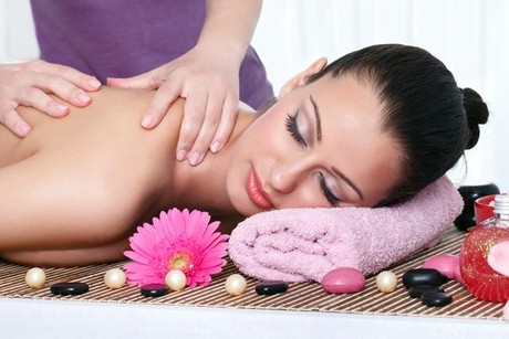 Hands-On Holistic Therapy